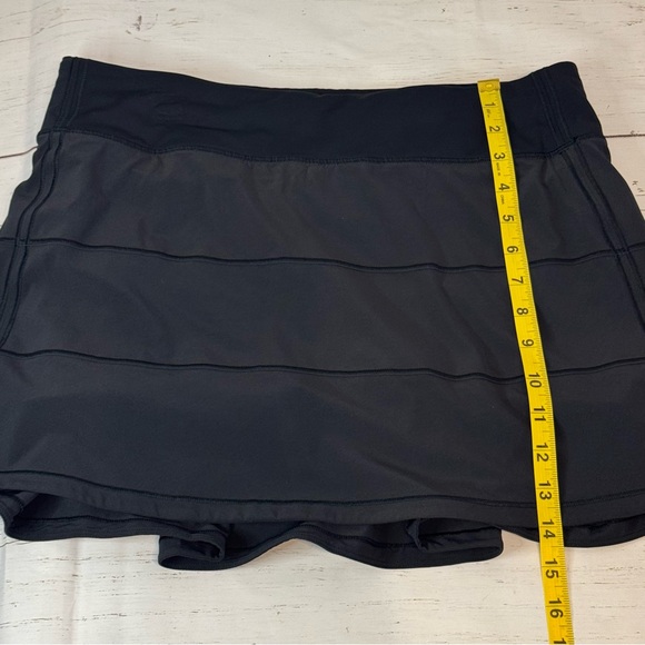 NWOT Lululemon Pace Rival Skort Black Size 8 SQUARE SIZE DOT - Picture 8 of 10